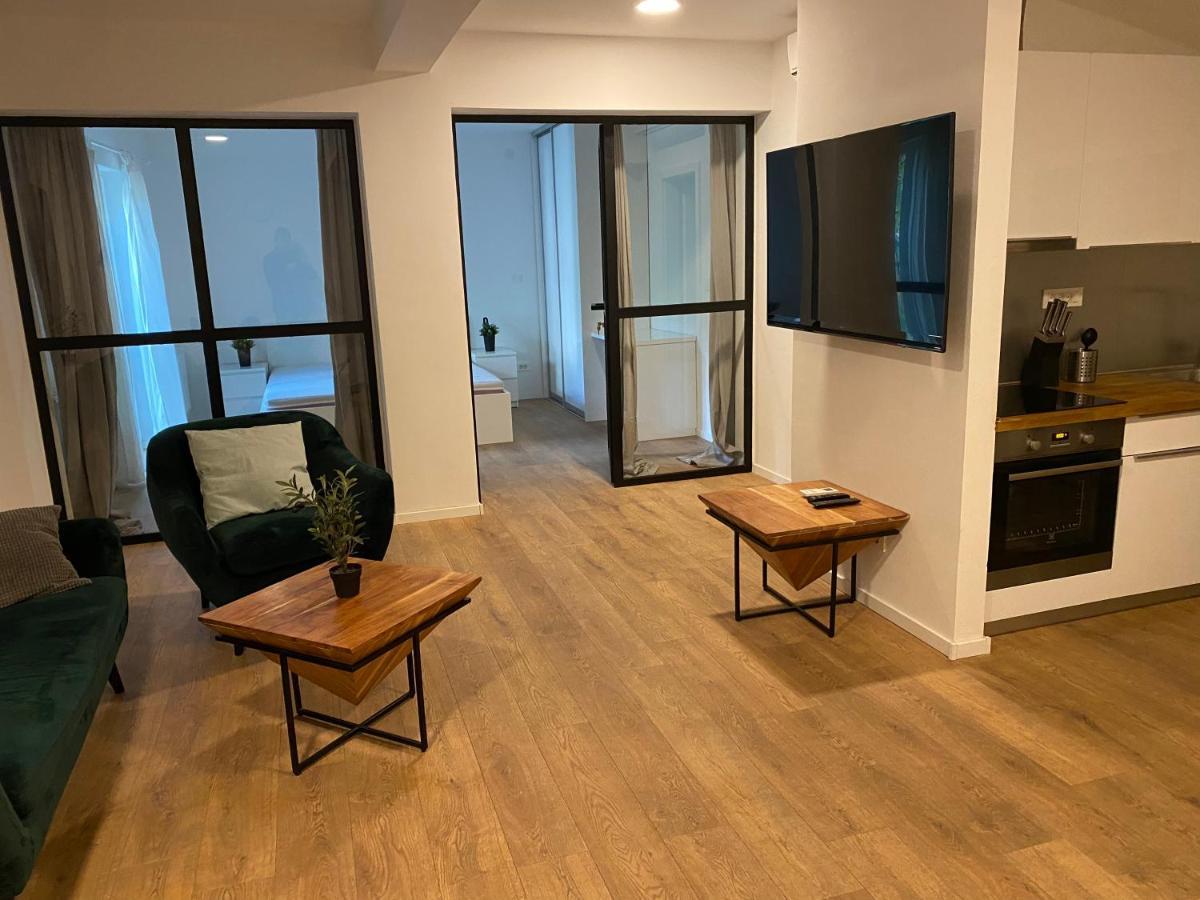 זאגרב Apartment Franky 6 , 1 St Floor מראה חיצוני תמונה