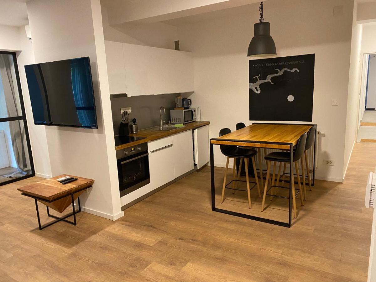 זאגרב Apartment Franky 6 , 1 St Floor מראה חיצוני תמונה